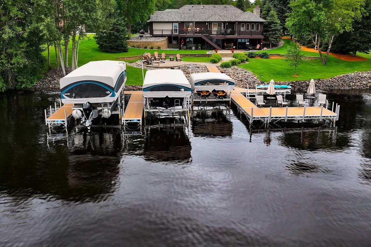 Docks